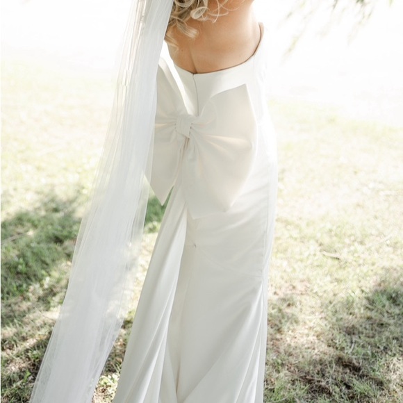 Theai Magenta Wedding Gown - Picture 3 of 7